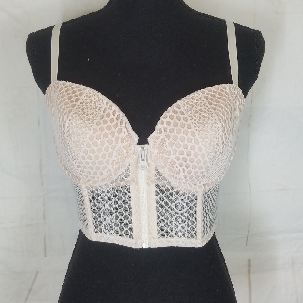 Victoria's Secret very sexy buste